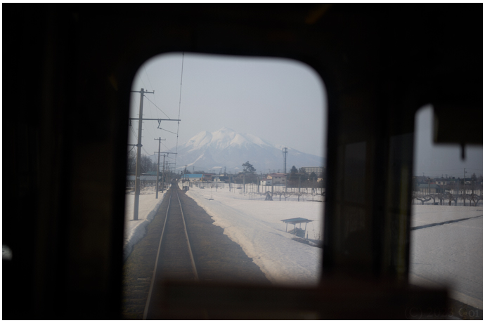 窓景 (列車) : Window View (Train)