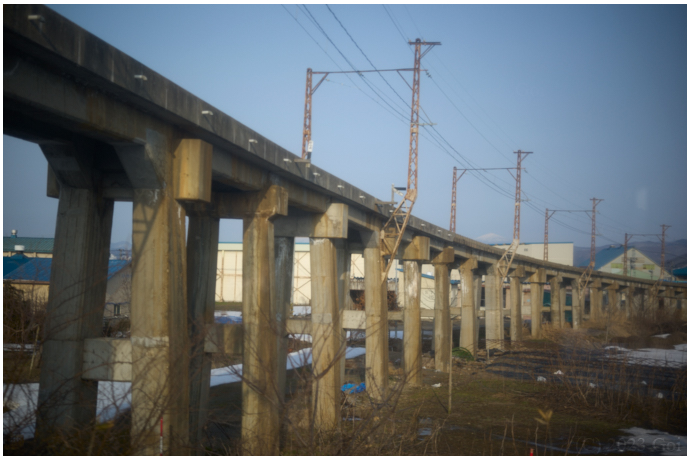 窓景 (列車) : Window View (Train)