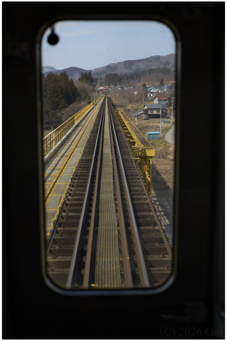 車窓 : A Train Window